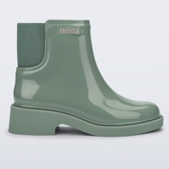 NEW MELISSA Made In Brazil Waterproof Chelsea Chelsea Boots in green 825 3m2 - Picture 2 of 9